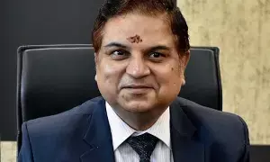 SEC Chief Anil Chandra Punetha: స్థానిక ఎన్నికల షెడ్యూల్పై ఫేక్ ప్రచారం.. నమ్మొద్దు, షేర్ చేయొద్దు: ఏపీ ఎస్ఈసీ అనిల్ చంద్ర పునేఠా SEC Chief Anil Chandra Punetha: స్థానిక ఎన్నికల షెడ్యూల్పై ఫేక్ ప్రచారం.. నమ్మొద్దు, షేర్ చేయొద్దు: ఏపీ ఎస్ఈసీ అనిల్ చంద్ర పునేఠా