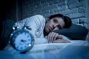 Lack of Sleep Weaken Immunity: నిద్రలేమితో రోగనిరోధక శక్తి బలహీనపడుతుందా? నిపుణులు ఏం చెబుతున్నారు? Lack of Sleep Weaken Immunity: నిద్రలేమితో రోగనిరోధక శక్తి బలహీనపడుతుందా? నిపుణులు ఏం చెబుతున్నారు?