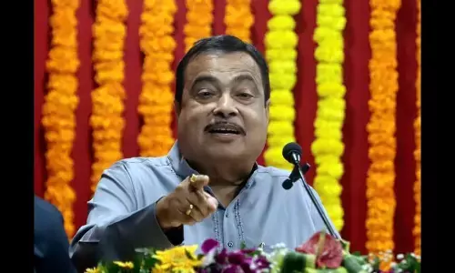 Nitin Gadkari: కొత్త తరానికి బాధ్యతలు అప్పగించే సమయం వచ్చింది: నితిన్ గడ్కరీ సంచలన వ్యాఖ్యలు