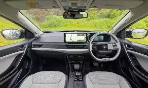 Tata Nexon EV: టాటా నెక్సాన్ ఈవీ కొనేవారికి బిగ్ అలర్ట్.. ఆ వేరియంట్లలో పంచర్ రిపేర్ కిట్ కట్ Tata Nexon EV: టాటా నెక్సాన్ ఈవీ కొనేవారికి బిగ్ అలర్ట్.. ఆ వేరియంట్లలో పంచర్ రిపేర్ కిట్ కట్