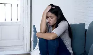 Sudden Fear and Heart Palpitations: అకస్మాత్తుగా భయం, గుండె దడ వేధిస్తున్నాయా? పానిక్ అటాక్స్‌ను దూరం చేసే ఈజీ అలవాట్లు ఇవే..