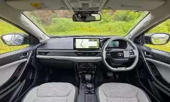 Tata Nexon EV: టాటా నెక్సాన్ ఈవీ కొనేవారికి బిగ్ అలర్ట్.. ఆ వేరియంట్లలో పంచర్ రిపేర్ కిట్ కట్
