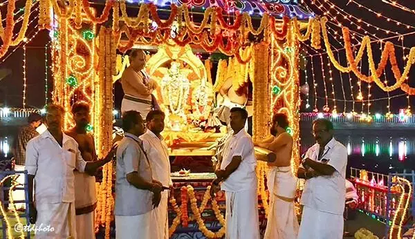 Sri Venugopala Swamy: ఘనంగా ముగిసిన శ్రీ వేణుగోపాలస్వామివారి తెప్పోత్సవాలు Sri Venugopala Swamy: ఘనంగా ముగిసిన శ్రీ వేణుగోపాలస్వామివారి తెప్పోత్సవాలు