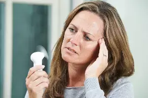 Perimenopause: మెనోపాజ్కు ముందే మొదలయ్యే పెరిమెనోపాజ్.. మహిళలు తప్పక తెలుసుకోవాల్సిన అంశాలివే.. Perimenopause: మెనోపాజ్కు ముందే మొదలయ్యే పెరిమెనోపాజ్.. మహిళలు తప్పక తెలుసుకోవాల్సిన అంశాలివే..