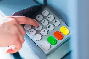 ATM: ఆర్బీఐ షాకింగ్ రిపోర్ట్.. యూపీఐ ధాటికి వేల సంఖ్యలో ఏటీఎంలు క్లోజ్ ATM: ఆర్బీఐ షాకింగ్ రిపోర్ట్.. యూపీఐ ధాటికి వేల సంఖ్యలో ఏటీఎంలు క్లోజ్