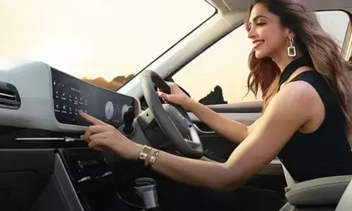 Hyundai Creta: హ్యుందాయ్ లవర్స్కు గుడ్ న్యూస్..తొలిసారి హైబ్రిడ్ ఇంజిన్తో రానున్న క్రెటా Hyundai Creta: హ్యుందాయ్ లవర్స్కు గుడ్ న్యూస్..తొలిసారి హైబ్రిడ్ ఇంజిన్తో రానున్న క్రెటా