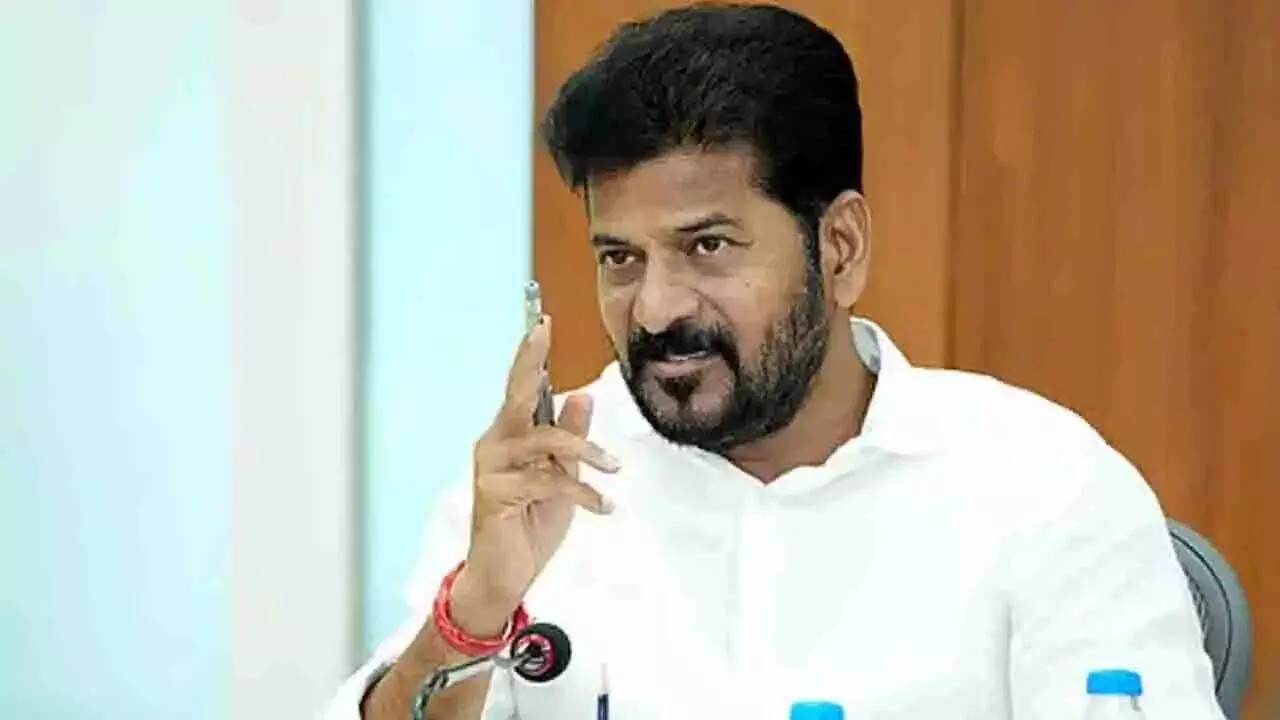 CM Revanth Reddy: ఓటర్ల జాబితా సవరణపై సీఎం రేవంత్ ఆందోళన.. సీఈసీకి లేఖ – గడువు పొడిగించాలని విజ్ఞప్తి CM Revanth Reddy: ఓటర్ల జాబితా సవరణపై సీఎం రేవంత్ ఆందోళన.. సీఈసీకి లేఖ – గడువు పొడిగించాలని విజ్ఞప్తి