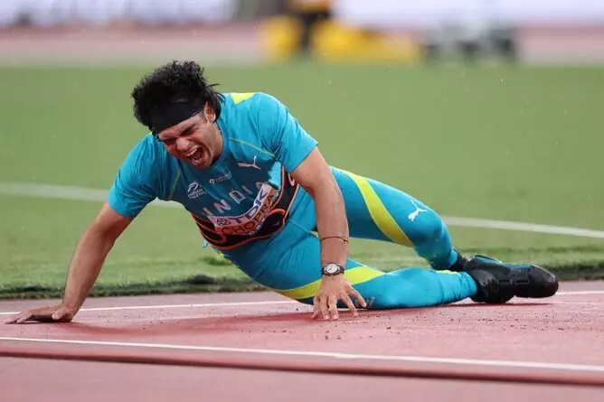 Neeraj Chopra: ఆసియా క్రీడల ముందు భారత్కు భారీ షాక్.. గాయంతో నీరజ్ చోప్రా దూరం! Neeraj Chopra: ఆసియా క్రీడల ముందు భారత్కు భారీ షాక్.. గాయంతో నీరజ్ చోప్రా దూరం!