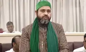 AIMIM MLC Mirza Rahmath Baig: ఎంఐఎం ఎమ్మెల్సీ మిర్జా రహ్మత్ బేగ్కు షాక్.. పార్టీ నుంచి తక్షణ బహిష్కరణ AIMIM MLC Mirza Rahmath Baig: ఎంఐఎం ఎమ్మెల్సీ మిర్జా రహ్మత్ బేగ్కు షాక్.. పార్టీ నుంచి తక్షణ బహిష్కరణ