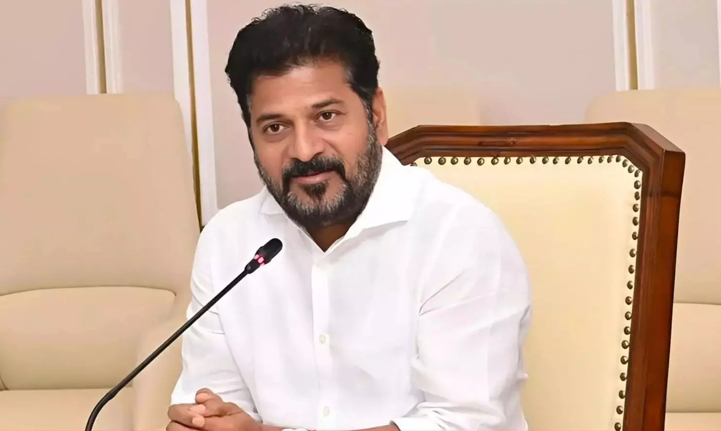 1,000 Days of Revanth Reddy Government: రేవంత్ సర్కార్ 1000 రోజుల ప్రజాపాలన: సంక్షేమం-అభివృద్ధికి సమప్రాధాన్యం 1,000 Days of Revanth Reddy Government: రేవంత్ సర్కార్ 1000 రోజుల ప్రజాపాలన: సంక్షేమం-అభివృద్ధికి సమప్రాధాన్యం
