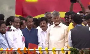 Veligonda Phase-I: వెలిగొండ తొలి దశ జాతికి అంకితం.. కరవు నేలపై కృష్ణమ్మ కొత్త చరిత్ర రాశాం: సీఎం చంద్రబాబు Veligonda Phase-I: వెలిగొండ తొలి దశ జాతికి అంకితం.. కరవు నేలపై కృష్ణమ్మ కొత్త చరిత్ర రాశాం: సీఎం చంద్రబాబు