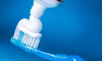Diabetes Use Sweet-Tasting Toothpaste: షుగర్ ఉన్నవారు తియ్యటి టూత్‌పేస్ట్ వాడొచ్చా? దంత వైద్యులు ఏం చెబుతున్నారు..