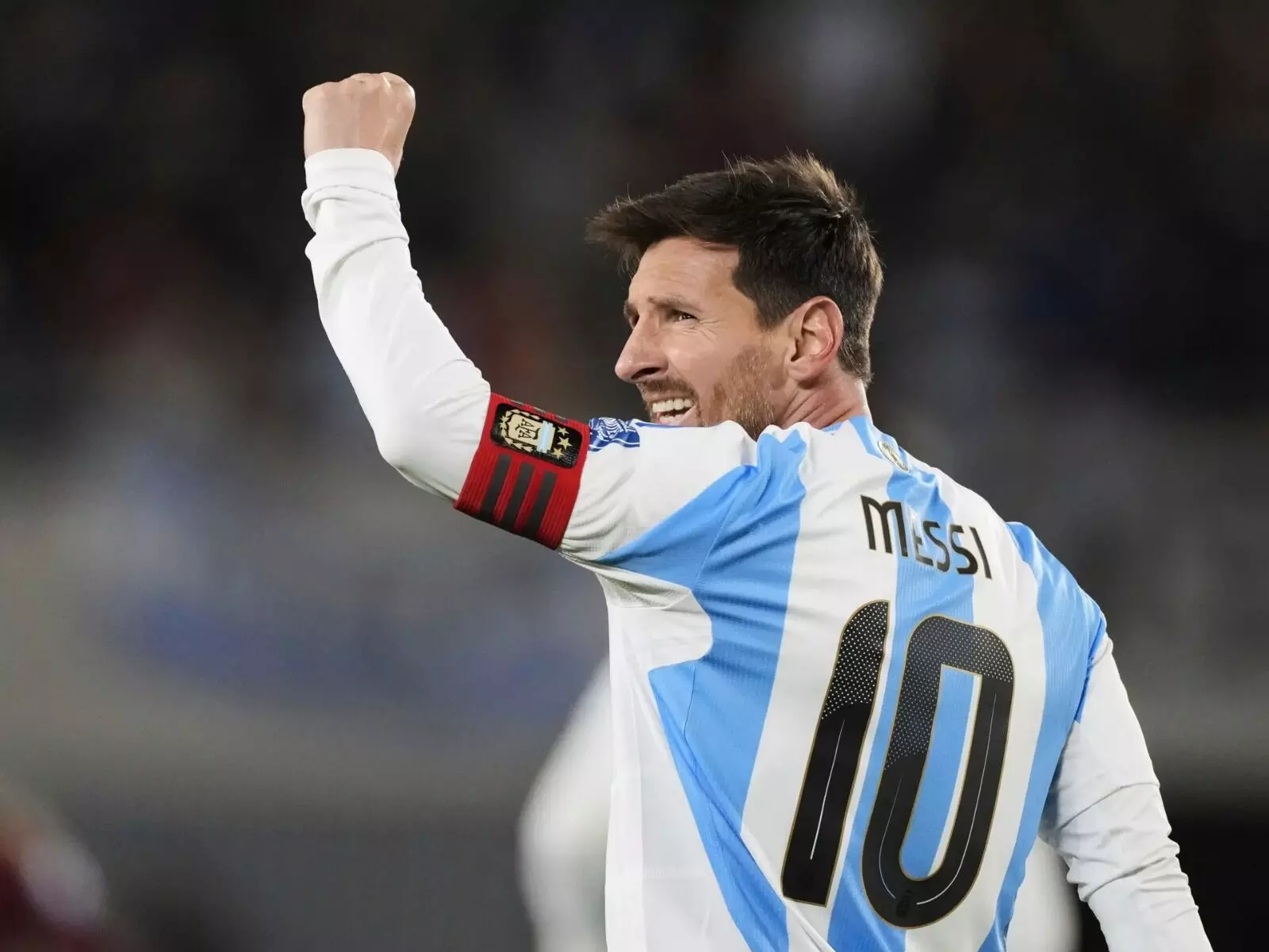 Lionel Messi: అంతర్జాతీయ ఫుట్ బాల్ కు మెస్సీ గుడ్ బై Lionel Messi: అంతర్జాతీయ ఫుట్ బాల్ కు మెస్సీ గుడ్ బై