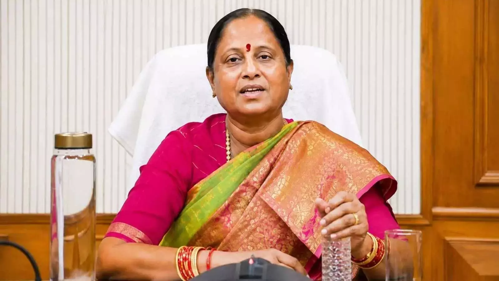 Konda Surekha: బీసీలకు ఒక న్యాయం.. ఇతరులకు మరో న్యాయమా? రేవంత్పై చర్యలు తీసుకోవాలి: కొండా సురేఖ Konda Surekha: బీసీలకు ఒక న్యాయం.. ఇతరులకు మరో న్యాయమా? రేవంత్పై చర్యలు తీసుకోవాలి: కొండా సురేఖ