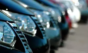Car Sales: షాకింగ్ సేల్స్ రిపోర్ట్.. ఒక్క నెలలోనే ఇన్ని లక్షల కార్లు కొనేశారా ? Car Sales: షాకింగ్ సేల్స్ రిపోర్ట్.. ఒక్క నెలలోనే ఇన్ని లక్షల కార్లు కొనేశారా ?