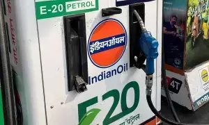 E20 Petrol: పెట్రోల్లో ఇథనాల్ వాడితే మైలేజ్ తగ్గుతుందా? బైకర్లకు క్లారిటీ ఇచ్చిన హీరో మోటోకార్ప్ E20 Petrol: పెట్రోల్లో ఇథనాల్ వాడితే మైలేజ్ తగ్గుతుందా? బైకర్లకు క్లారిటీ ఇచ్చిన హీరో మోటోకార్ప్