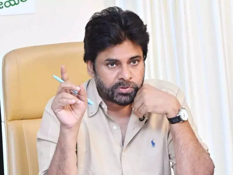 Pawan Kalyan: గోదావరి కాలుష్యం, పన్ను ఎగవేతపై పవన్ కల్యాణ్ ఆగ్రహం.. ఆంధ్రా పేపర్ మిల్స్పై కఠిన చర్యలు Pawan Kalyan: గోదావరి కాలుష్యం, పన్ను ఎగవేతపై పవన్ కల్యాణ్ ఆగ్రహం.. ఆంధ్రా పేపర్ మిల్స్పై కఠిన చర్యలు