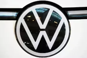 Volkswagen: ఆటోరంగంలో భారీ కుదుపు.. ఏకంగా లక్ష మంది ఉద్యోగుల తొలగింపునకు ఫోక్స్వ్యాగన్ Volkswagen: ఆటోరంగంలో భారీ కుదుపు.. ఏకంగా లక్ష మంది ఉద్యోగుల తొలగింపునకు ఫోక్స్వ్యాగన్
