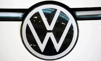 Volkswagen: ఆటోరంగంలో భారీ కుదుపు.. ఏకంగా లక్ష మంది ఉద్యోగుల తొలగింపునకు ఫోక్స్‌వ్యాగన్