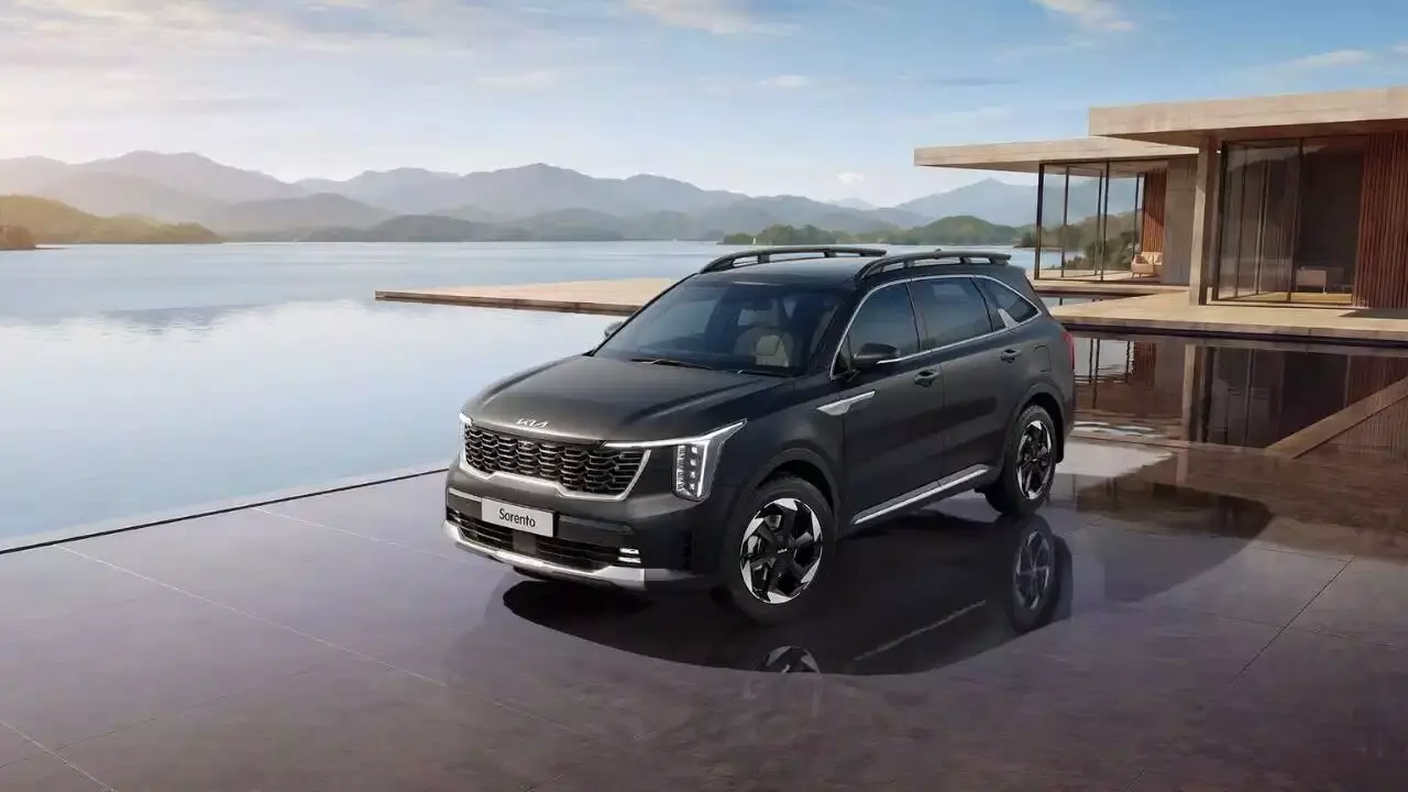 Kia Sorento: 6, 7 సీటర్ల ఆప్షన్లు.. అడ్వాన్స్డ్ సేఫ్టీ ఫీచర్లతో మార్కెట్లోకి కియా సోరెంటో గ్రాండ్ ఎంట్రీ Kia Sorento: 6, 7 సీటర్ల ఆప్షన్లు.. అడ్వాన్స్డ్ సేఫ్టీ ఫీచర్లతో మార్కెట్లోకి కియా సోరెంటో గ్రాండ్ ఎంట్రీ