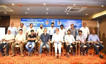 TFPC Elections: టీఎఫ్పీసీ ఎన్నికలు: ప్రోగ్రెసివ్ ప్యానెల్ మేనిఫెస్టో విడుదల TFPC Elections: టీఎఫ్పీసీ ఎన్నికలు: ప్రోగ్రెసివ్ ప్యానెల్ మేనిఫెస్టో విడుదల