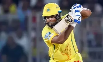 CSK Captain: గైక్వాడ్‌కు షాకేనా? CSK కెప్టెన్‌గా సంజూ శాంసన్‌..!