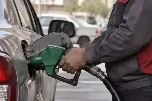 Petrol Price: ఇరాన్లో పెట్రోల్ బాంబు.. 110 లీటర్లు దాటితే బాదుడే బాదుడు Petrol Price: ఇరాన్లో పెట్రోల్ బాంబు.. 110 లీటర్లు దాటితే బాదుడే బాదుడు