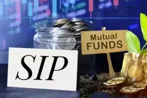 SIP: 20 ఏళ్ల క్రితం రూ.1,536 పెట్టుబడి.. ఇప్పుడు రూ.31.9 లక్షల నిధి ఎలా అయిందంటే? SIP: 20 ఏళ్ల క్రితం రూ.1,536 పెట్టుబడి.. ఇప్పుడు రూ.31.9 లక్షల నిధి ఎలా అయిందంటే?