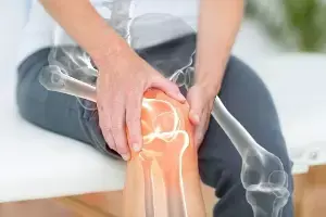 Knee Pain in Your 20s or 30s: 20–30 ఏళ్లకే మోకాళ్ల నొప్పులా? యువత చేస్తున్న ఈ తప్పులే ప్రధాన కారణం.. Knee Pain in Your 20s or 30s: 20–30 ఏళ్లకే మోకాళ్ల నొప్పులా? యువత చేస్తున్న ఈ తప్పులే ప్రధాన కారణం..