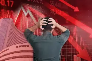 IT Stocks: ఐటీ ఉద్యోగులకు గ్రీన్ కార్డ్ గండం.. ఒక్క రోజే స్టాక్ మార్కెట్లో రూ.55,000 కోట్లు ఆవిరి IT Stocks: ఐటీ ఉద్యోగులకు గ్రీన్ కార్డ్ గండం.. ఒక్క రోజే స్టాక్ మార్కెట్లో రూ.55,000 కోట్లు ఆవిరి