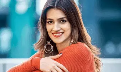 Actress Kriti Sanon: అనుకోకుండా వచ్చిన మోడలింగ్ అవకాశమే నటిని చేసింది.. సినీ ప్రయాణంపై కృతి సనన్ ఆసక్తికర వ్యాఖ్యలు Actress Kriti Sanon: అనుకోకుండా వచ్చిన మోడలింగ్ అవకాశమే నటిని చేసింది.. సినీ ప్రయాణంపై కృతి సనన్ ఆసక్తికర వ్యాఖ్యలు