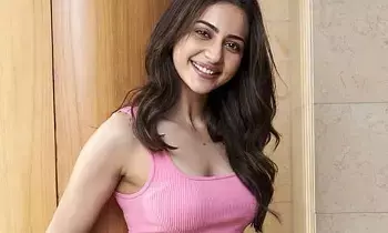 Rakul Preet Singh: ఇంకా గాఢమైన ప్రేమకథ చేయలేదు.. సినీ కెరీర్పై రకుల్ ప్రీత్ సింగ్ మనసులోని కోరిక.. Rakul Preet Singh: ఇంకా గాఢమైన ప్రేమకథ చేయలేదు.. సినీ కెరీర్పై రకుల్ ప్రీత్ సింగ్ మనసులోని కోరిక..