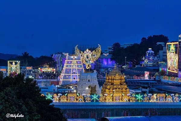 Lord Venkateswara’s Salakatla Brahmotsavams: శ్రీవారి సాలకట్ల బ్రహ్మోత్సవాలకు శాస్త్రోక్తంగా అంకురార్పణ Lord Venkateswara’s Salakatla Brahmotsavams: శ్రీవారి సాలకట్ల బ్రహ్మోత్సవాలకు శాస్త్రోక్తంగా అంకురార్పణ