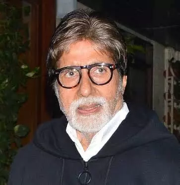 Big B Amitabh Bachchan: నటనకు వీడ్కోలు పలకట్లేదు... నిద్రపోతున్నానంతే.. రిటైర్మెంట్ ప్రచారానికి బిగ్ బీ అమితాబ్ ఫన్నీ చెక్ Big B Amitabh Bachchan: నటనకు వీడ్కోలు పలకట్లేదు... నిద్రపోతున్నానంతే.. రిటైర్మెంట్ ప్రచారానికి బిగ్ బీ అమితాబ్ ఫన్నీ చెక్