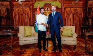 CM Revanth Reddy: ప్రిన్స్ రహీమ్ అగాఖాన్‌తో సీఎం రేవంత్ భేటీ.. మూసీ పునరుజ్జీవం, ఫ్యూచర్ సిటీపై కీలక చర్చలు