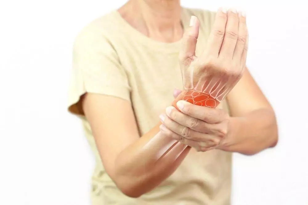 Struggling with High Uric Acid: యూరిక్ యాసిడ్ సమస్యతో సతమతమవుతున్నారా? ఈ 5 తప్పులు అస్సలు చేయకండి.. Struggling with High Uric Acid: యూరిక్ యాసిడ్ సమస్యతో సతమతమవుతున్నారా? ఈ 5 తప్పులు అస్సలు చేయకండి..