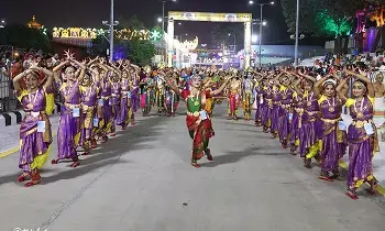 Lord Venkateswara: పెద్దశేష వాహనంపై శ్రీవారి వైభవం – కళాబృందాల కనువిందు