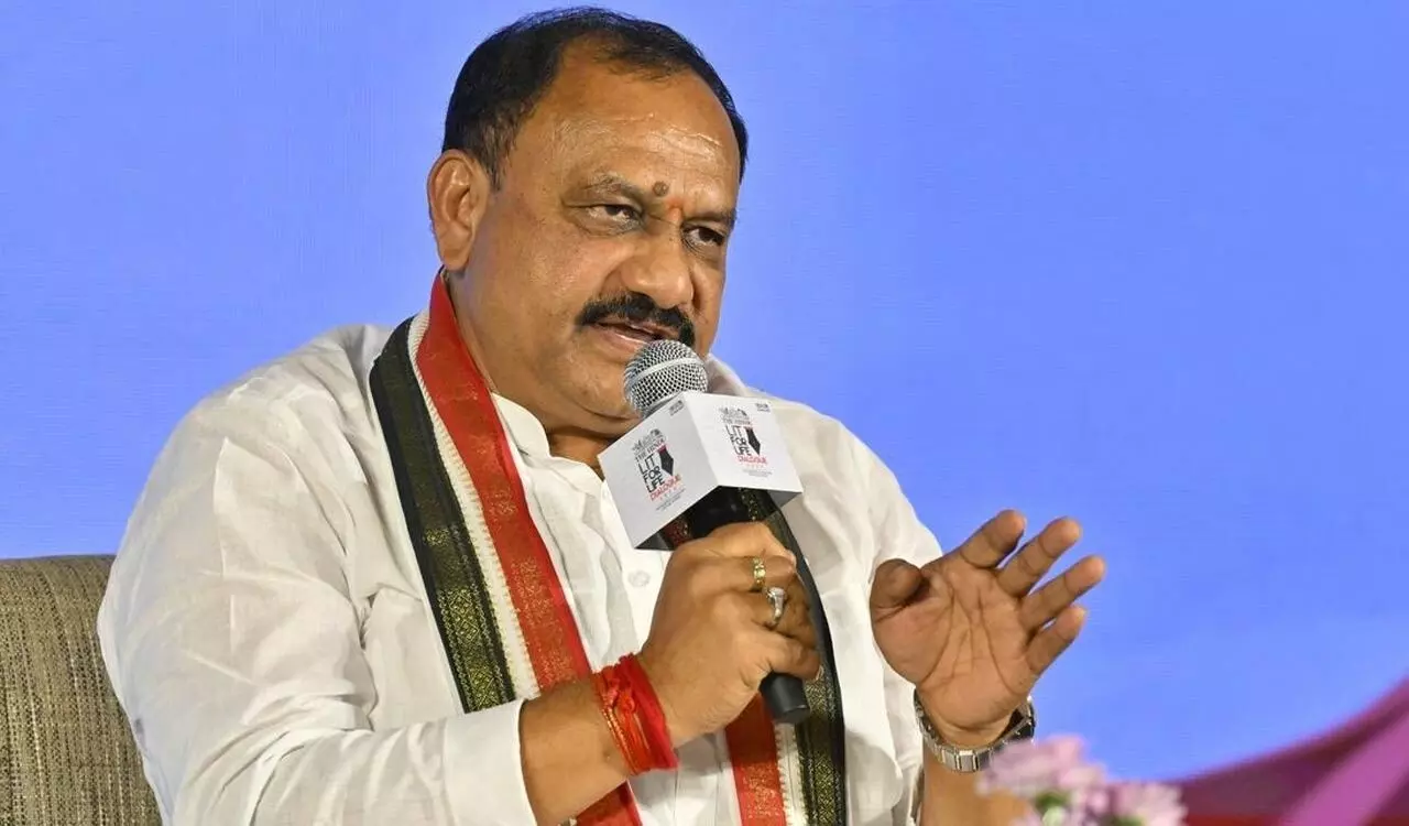 Mahesh Kumar Goud: 22ఏ భూములు కాంగ్రెస్ పాపం కాదు.. బీఆర్ఎస్ దోపిడీపై విచారణ జరుగుతుంది: టీపీసీసీ అధ్యక్షుడు మహేశ్ కుమార్ గౌడ్ Mahesh Kumar Goud: 22ఏ భూములు కాంగ్రెస్ పాపం కాదు.. బీఆర్ఎస్ దోపిడీపై విచారణ జరుగుతుంది: టీపీసీసీ అధ్యక్షుడు మహేశ్ కుమార్ గౌడ్