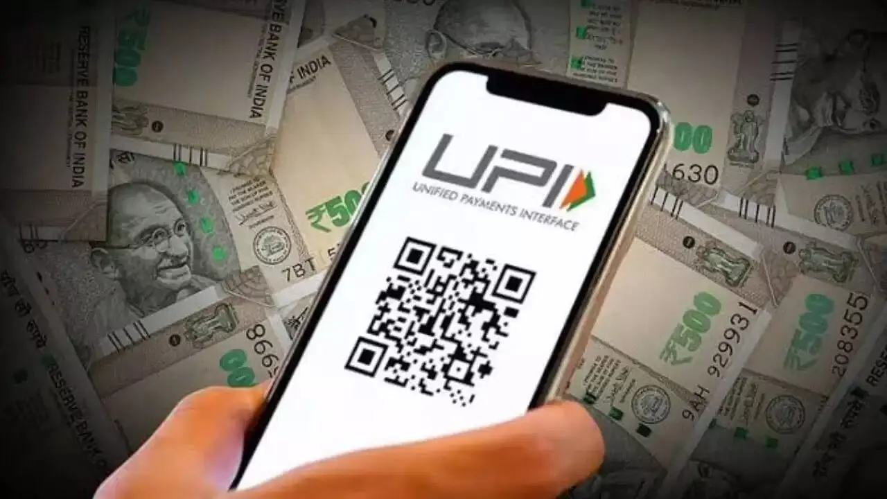 UPI: యూపీఐ ఛార్జీలపై కేంద్రం క్లారిటీ.. ఆ ఆరోపణలను ఖండించిన ఆర్థిక మంత్రిత్వ శాఖ UPI: యూపీఐ ఛార్జీలపై కేంద్రం క్లారిటీ.. ఆ ఆరోపణలను ఖండించిన ఆర్థిక మంత్రిత్వ శాఖ