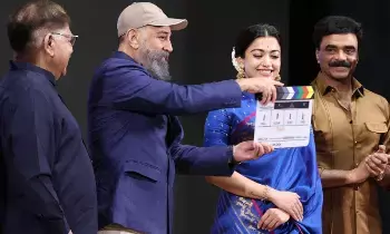 MS Subbulakshmi Biopic: ఎంఎస్ సుబ్బులక్ష్మి బయోపిక్ ప్రారంభం.. రష్మిక తొలి షాట్‌కు కమల్ హాసన్ క్లాప్