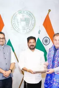 Chief Minister A. Revanth Reddy: హైదరాబాద్లో డిసెంబర్ నుంచి హార్వర్డ్ ఎగ్జిక్యూటివ్ కోర్సులు: ముఖ్యమంత్రి ఎ. రేవంత్రెడ్డి Chief Minister A. Revanth Reddy: హైదరాబాద్లో డిసెంబర్ నుంచి హార్వర్డ్ ఎగ్జిక్యూటివ్ కోర్సులు: ముఖ్యమంత్రి ఎ. రేవంత్రెడ్డి