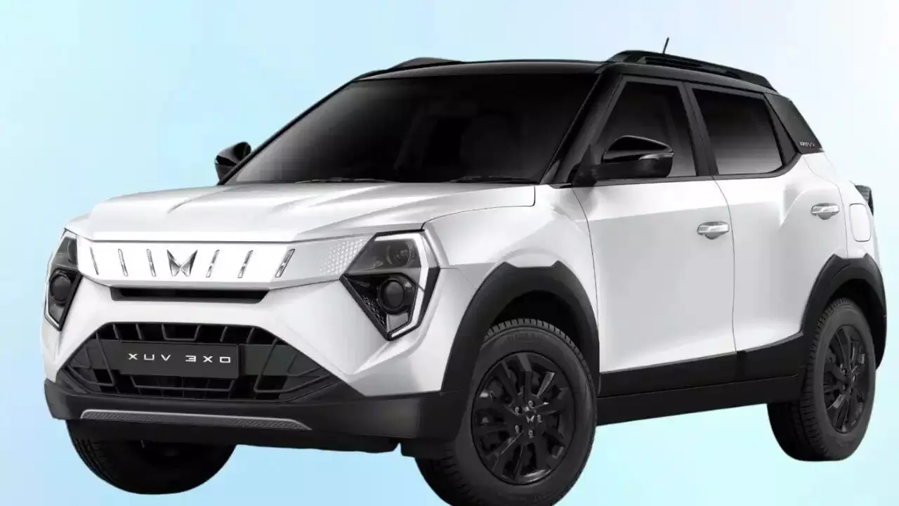 Mahindra XUV 3XO: కార్ లవర్లకు గుడ్ న్యూస్.. రూ.9.39 లక్షలకే పవర్ఫుల్ ఫీచర్లతో కొత్త మహీంద్రా కారు Mahindra XUV 3XO: కార్ లవర్లకు గుడ్ న్యూస్.. రూ.9.39 లక్షలకే పవర్ఫుల్ ఫీచర్లతో కొత్త మహీంద్రా కారు