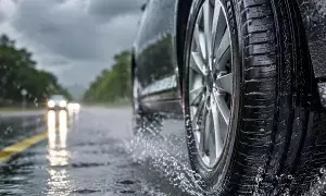 Tubeless Tyre: ట్యాగ్‌లో ఎన్ని పంచర్లు పడితే ప్రాణాపాయం? అసలు కారు టైర్ ఎప్పుడు మార్చాలి?