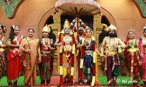 Srivari Brahmotsavams: శ్రీవారి బ్రహ్మోత్సవాల్లో ఆధ్యాత్మిక శోభ Srivari Brahmotsavams: శ్రీవారి బ్రహ్మోత్సవాల్లో ఆధ్యాత్మిక శోభ