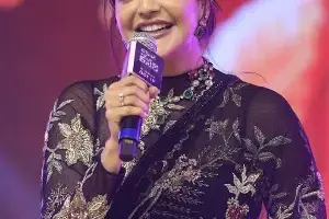 Kajal Aggarwal: రీల్స్ చూసి నిజ జీవితాలను పోల్చుకోవద్దు.. పెళ్లిళ్లు, విడాకులపై సోషల్ మీడియా ప్రభావంపై కాజల్.. Kajal Aggarwal: రీల్స్ చూసి నిజ జీవితాలను పోల్చుకోవద్దు.. పెళ్లిళ్లు, విడాకులపై సోషల్ మీడియా ప్రభావంపై కాజల్..