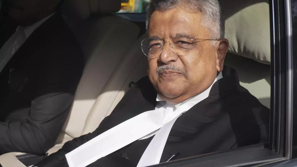 Solicitor General: నక్సలైట్ల ఆలోచనల ప్రకారం చట్టాలు చేయలేం: సొలిసిటర్ జనరల్ వ్యాఖ్యలతో సుప్రీంకోర్టులో తీవ్ర చర్చ Solicitor General: నక్సలైట్ల ఆలోచనల ప్రకారం చట్టాలు చేయలేం: సొలిసిటర్ జనరల్ వ్యాఖ్యలతో సుప్రీంకోర్టులో తీవ్ర చర్చ