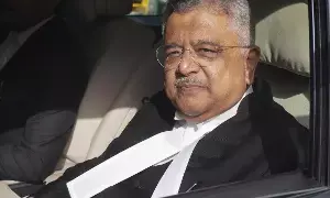 Solicitor General: నక్సలైట్ల ఆలోచనల ప్రకారం చట్టాలు చేయలేం: సొలిసిటర్ జనరల్ వ్యాఖ్యలతో సుప్రీంకోర్టులో తీవ్ర చర్చ Solicitor General: నక్సలైట్ల ఆలోచనల ప్రకారం చట్టాలు చేయలేం: సొలిసిటర్ జనరల్ వ్యాఖ్యలతో సుప్రీంకోర్టులో తీవ్ర చర్చ
