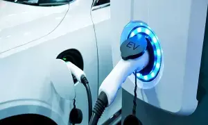 EV Charging Tech: ఎలక్ట్రిక్ కార్ల రంగంలో సంచలనం.. నిమిషం ఛార్జింగ్తో 100 కిమీ మైలేజ్ ఇచ్చే కొత్త బ్యాటరీ EV Charging Tech: ఎలక్ట్రిక్ కార్ల రంగంలో సంచలనం.. నిమిషం ఛార్జింగ్తో 100 కిమీ మైలేజ్ ఇచ్చే కొత్త బ్యాటరీ