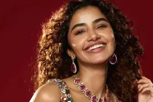 Anupama Parameswaran: తప్పుడు వ్యక్తిని ప్రేమిస్తే ఎన్నో కష్టాలు.. అనుపమ పరమేశ్వరన్ ఆసక్తికర పోస్ట్! Anupama Parameswaran: తప్పుడు వ్యక్తిని ప్రేమిస్తే ఎన్నో కష్టాలు.. అనుపమ పరమేశ్వరన్ ఆసక్తికర పోస్ట్!
