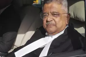 Solicitor General: నక్సలైట్ల ఆలోచనల ప్రకారం చట్టాలు చేయలేం: సొలిసిటర్ జనరల్ వ్యాఖ్యలతో సుప్రీంకోర్టులో తీవ్ర చర్చ Solicitor General: నక్సలైట్ల ఆలోచనల ప్రకారం చట్టాలు చేయలేం: సొలిసిటర్ జనరల్ వ్యాఖ్యలతో సుప్రీంకోర్టులో తీవ్ర చర్చ